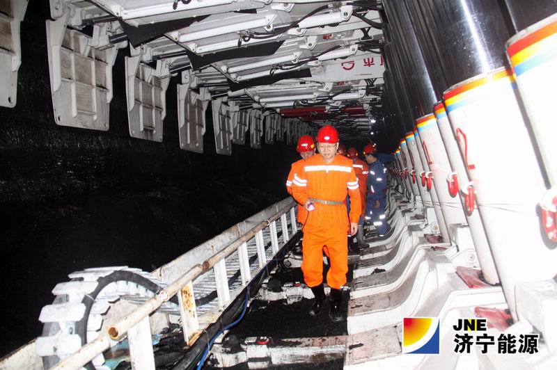 李合军到陕西神木县百吉矿业项目部慰问检查指导工作