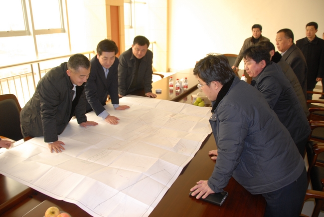 济矿集团副总经理顾士彬到霄云煤矿检查指导工作