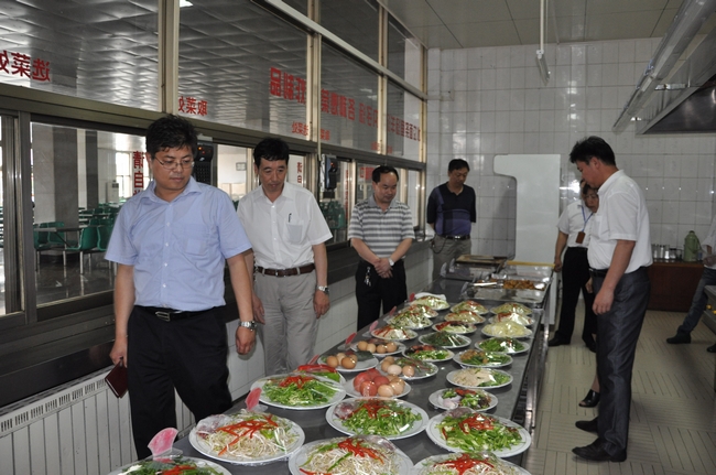 集团公司群众安全及“两堂一舍”工作检查组到义桥煤矿检查指导工作