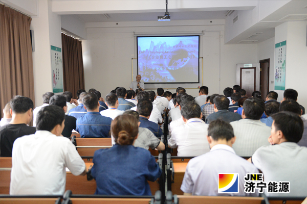 安居煤矿：举办心理健康知识讲座 提升员工心理素质