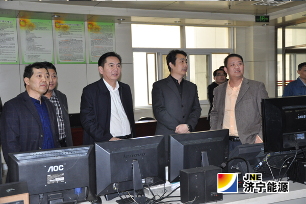 董事长虢洪增带领集团安全生产包保组到花园煤矿进行督导检查