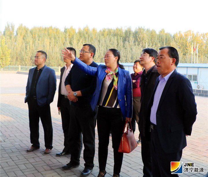 1541463689527139.jpg 济矿物流:10月31日,全国工业和信息化科技成果转化联盟副理事长马小纲一行到济矿物流公司进行调研(孙继业 摄) (2).jpg