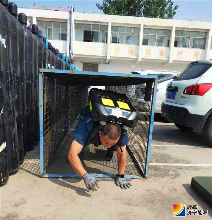 1567991683971700.jpg 2019年9月7日,集团救护中队全力备战山东省第一届矿山救援技术竞赛.jpg