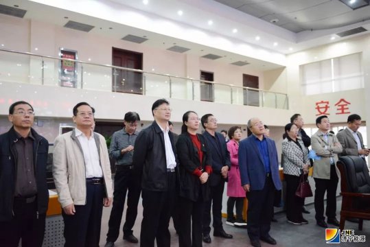 市委党校第二期县处级领导干部进修班学员到安居煤矿调研