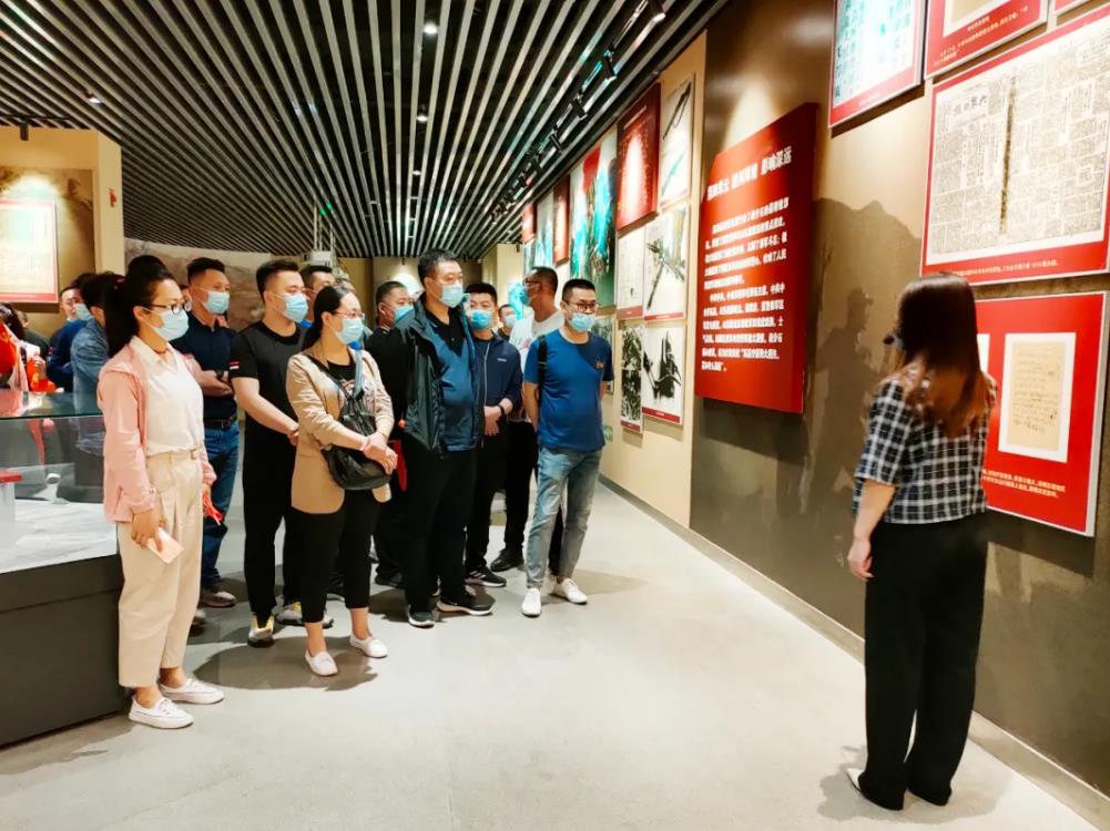 1622115639302473.jpg 1622115639302473.jpg