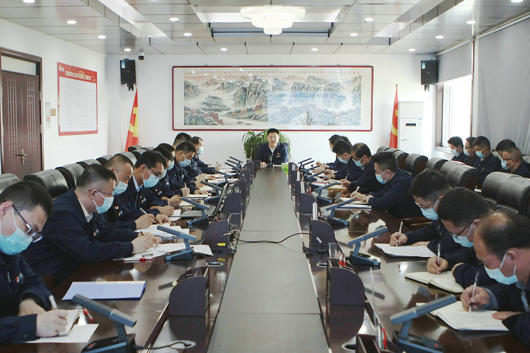 1651817563500403.jpg 阳城煤电召开专题会议、迅速贯彻落实集团公司重点任务挂图作战现场观摩暨重点任务汇报会精神.jpg