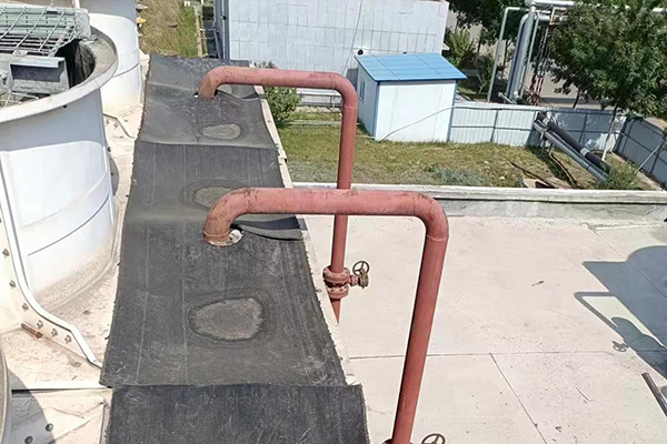 1652856356600878.jpg 安居煤矿:安居煤矿让废旧皮带获得“二次生命”(李文静).jpg