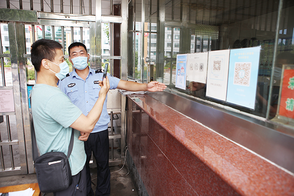 1658711476366030.jpg 0M4A1012.jpg