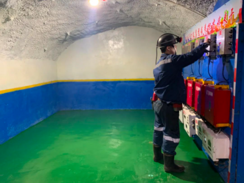 打造机电硐室“样板房”，安居煤矿综采工区以“亮点”创建助推标准化提升