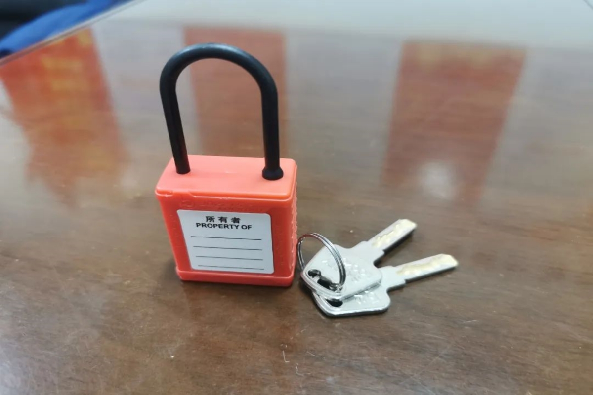 1702357511120575.jpg 640.jpg