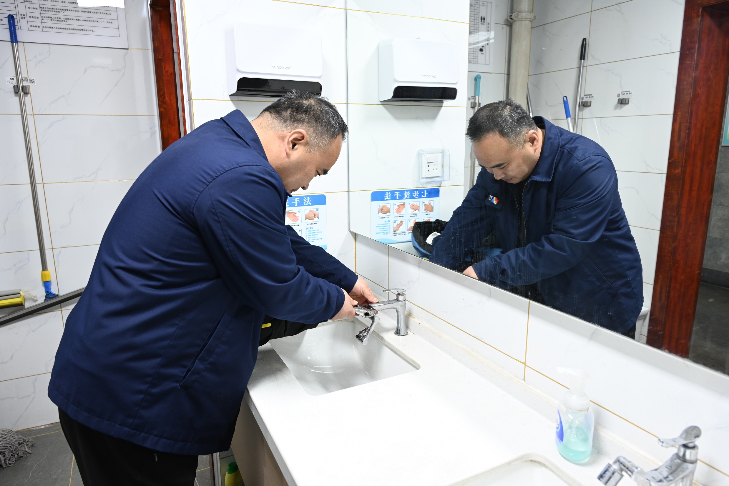 1735110084655675.jpg 2.jpg