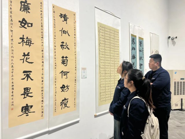 文明实践周⑨丨太平港开展以书画共筑廉洁清风文明实践活动