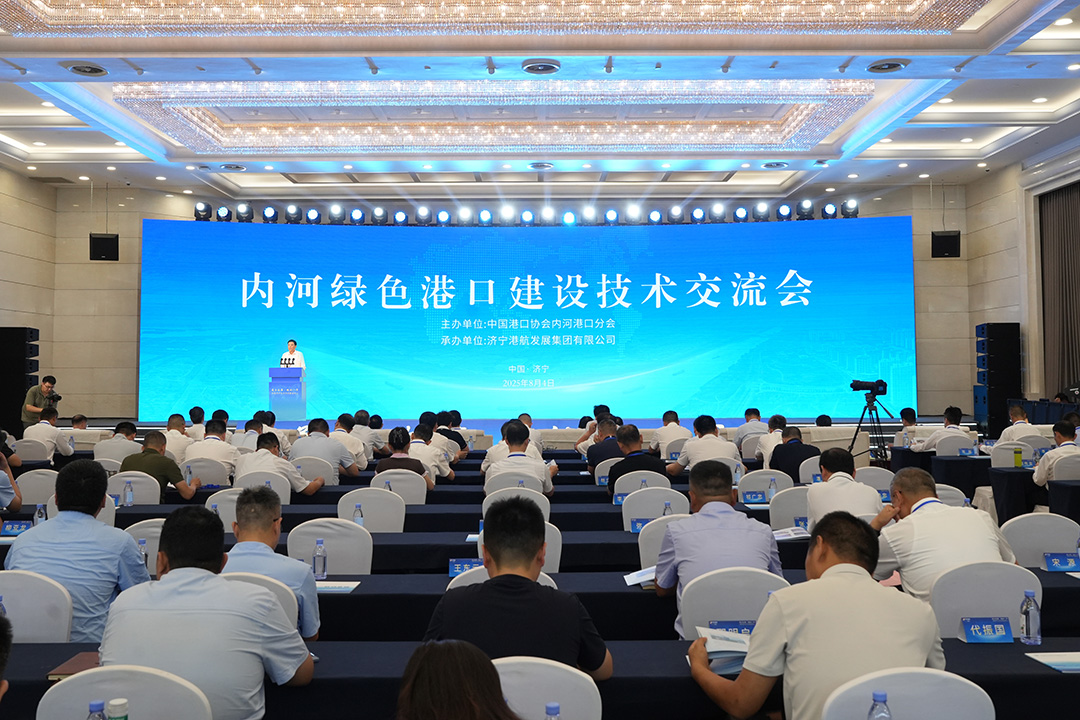 1754447590119619.jpg 305e49f79b69616c17200611752e4c3.jpg